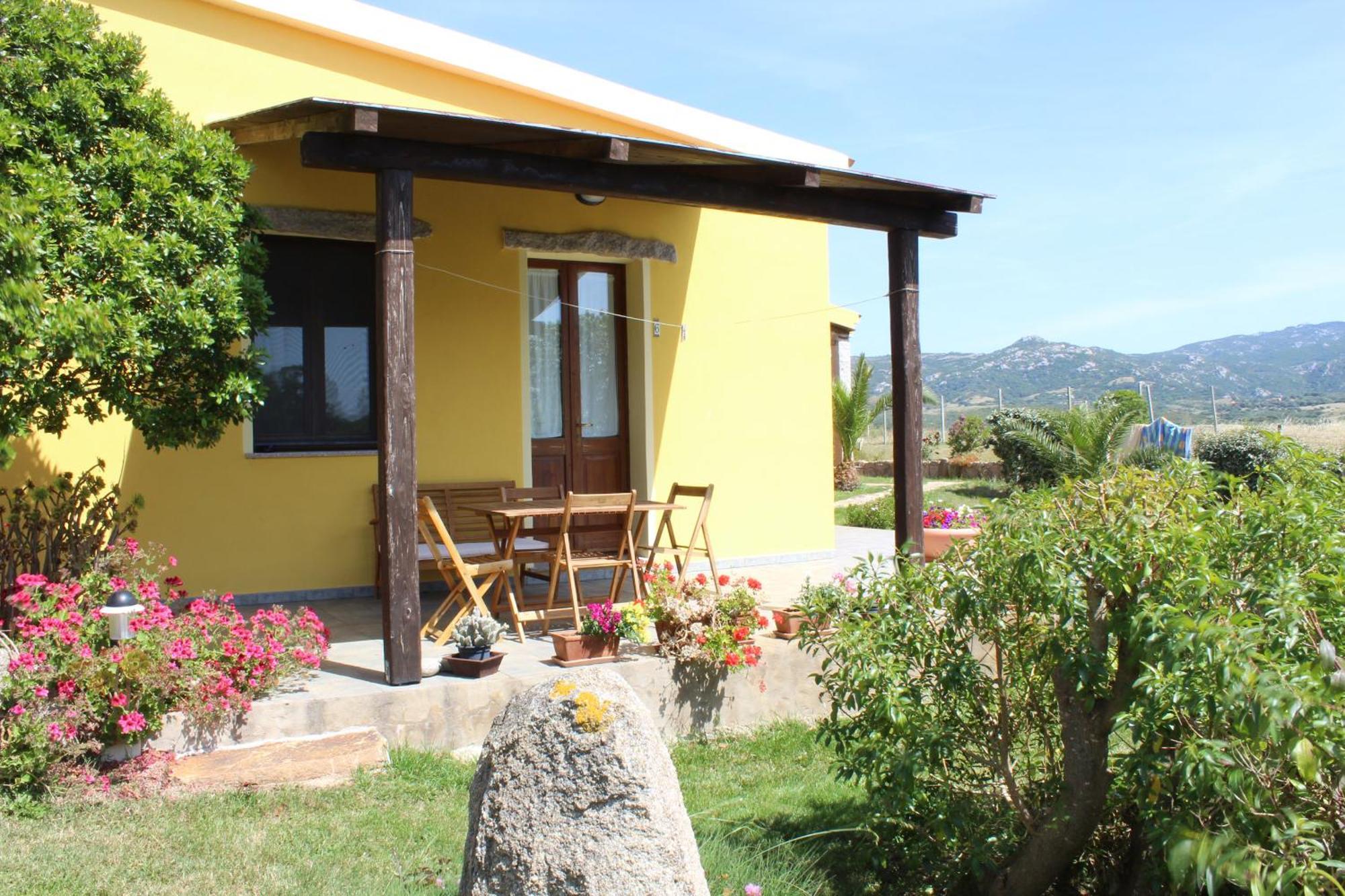Agriturismo Campesi Casale Tra Le Vigne 아글리엔투 외부 사진