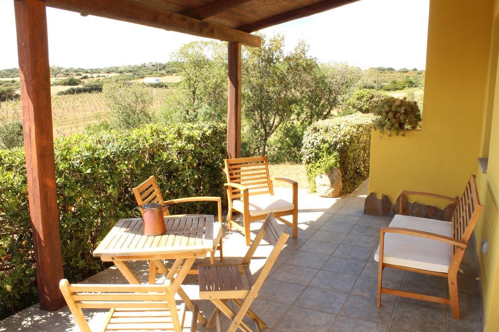 Agriturismo Campesi Casale Tra Le Vigne 아글리엔투 외부 사진